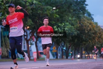 Runner Photo 1857129