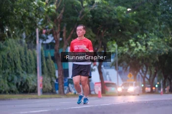 Runner Photo 1857131