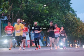 Runner Photo 1857172