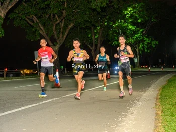 Runner Photo 1857187