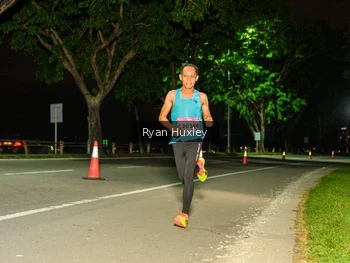 Runner Photo 1857200