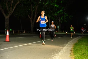 Runner Photo 1857213