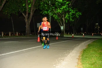 Runner Photo 1857235