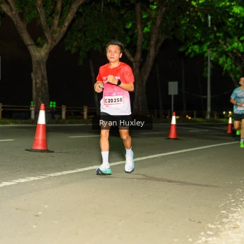Runner Photo 1857320