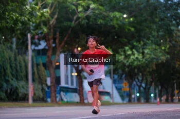 Runner Photo 1857322
