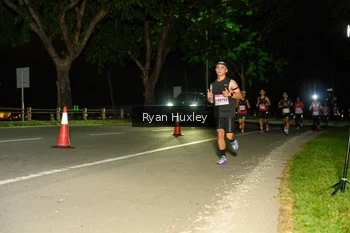 Runner Photo 1857533