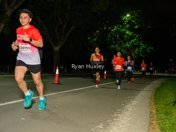 Runner Photo 1857599