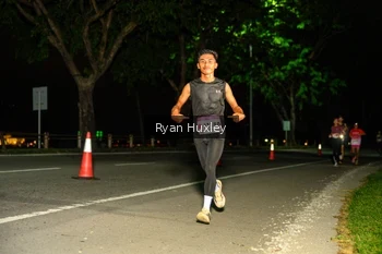 Runner Photo 1857631
