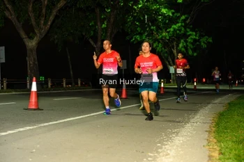 Runner Photo 1857689
