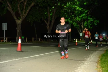 Runner Photo 1857716