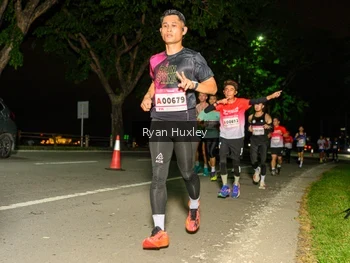 Runner Photo 1857795