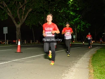 Runner Photo 1857890
