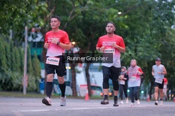Runner Photo 1857915