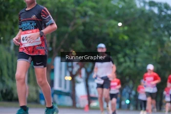 Runner Photo 1857986