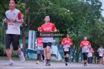 Runner Photo 1857991