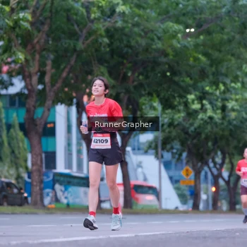 Runner Photo 1858194