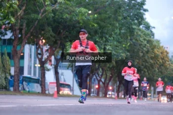 Runner Photo 1858239