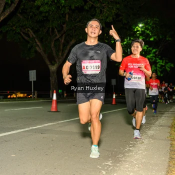 Runner Photo 1858240