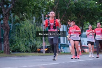 Runner Photo 1858334