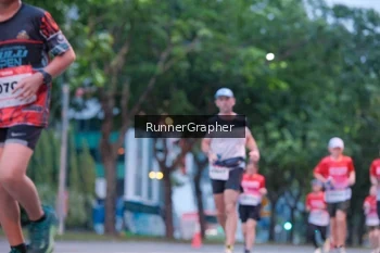 Runner Photo 1858366