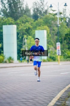 Runner Photo 1858656