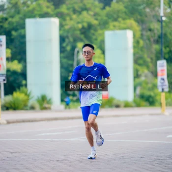 Runner Photo 1858709