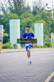 Runner Photo 1858711