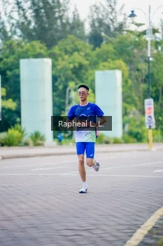 Runner Photo 1858712