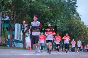 Runner Photo 1858718