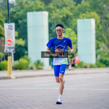 Runner Photo 1858720
