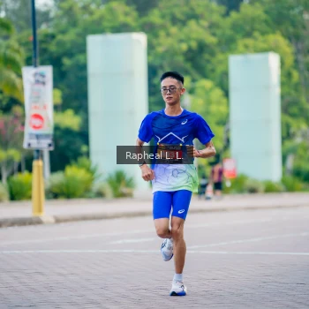 Runner Photo 1858722