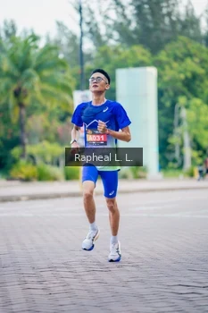 Runner Photo 1858734