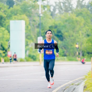 Runner Photo 1858744