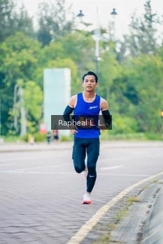Runner Photo 1858792