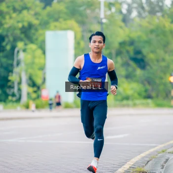 Runner Photo 1858795