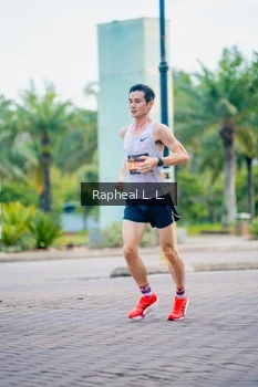 Runner Photo 1859018