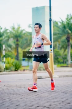 Runner Photo 1859021
