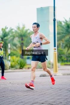 Runner Photo 1859022