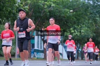 Runner Photo 1859074