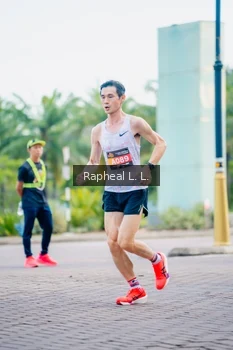 Runner Photo 1859081