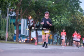 Runner Photo 1859100
