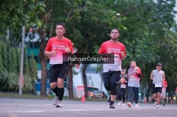 Runner Photo 1859104