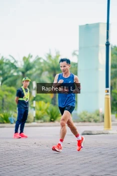 Runner Photo 1859109