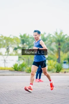 Runner Photo 1859116