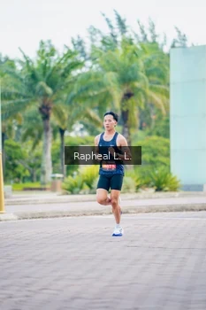 Runner Photo 1859124