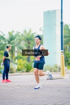 Runner Photo 1859130