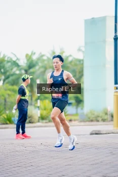 Runner Photo 1859131