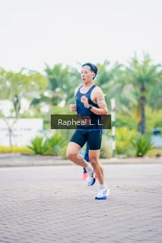 Runner Photo 1859142