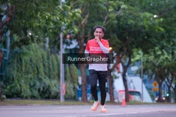 Runner Photo 1859199