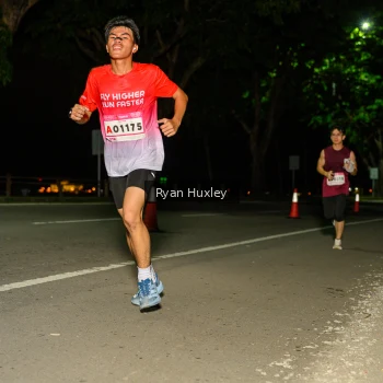 Runner Photo 1859204